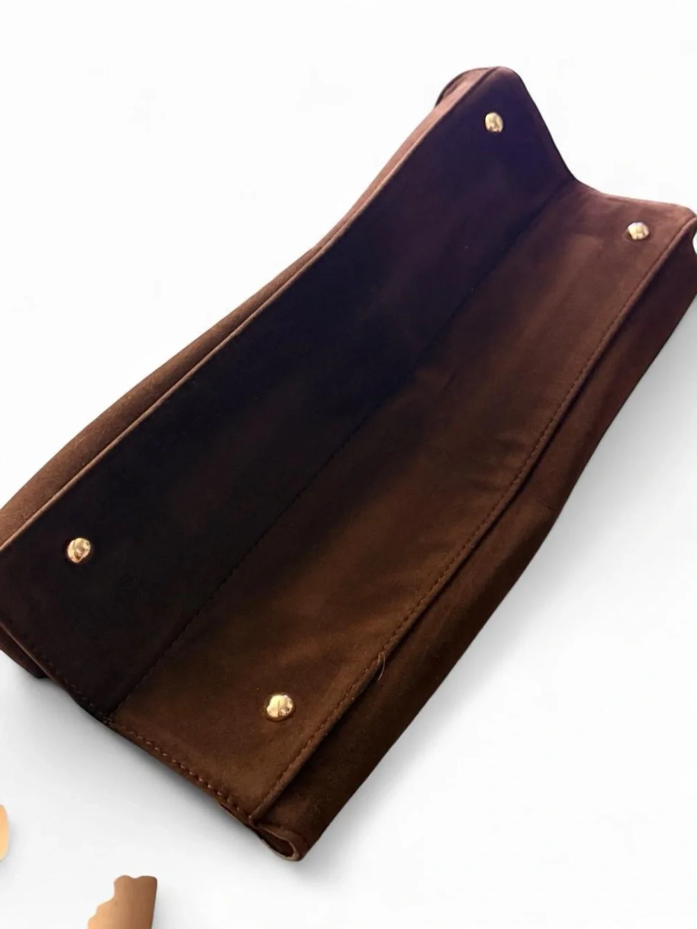Rowwww elegant brown